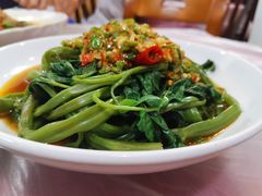 剁椒藤菜-洪霞餐馆
