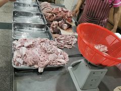 -标记美食新鲜猪杂(兴南大道店)