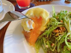 -ROAST coffee & eatery