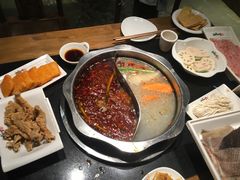 -纸盐河码头火锅(十八梯店)
