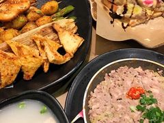 -何师烧烤·香辣蟹·川菜·30年老品牌(太古里旗舰店)
