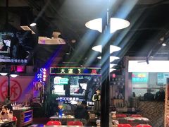 -马路牙子烧烤音乐酒馆(望京店)