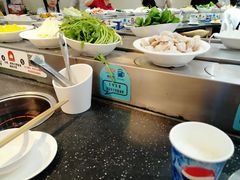 自助调料区-咕叽咕叽自助烤肉小火锅(西城广场购物中心店)