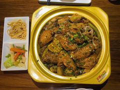 -多嘴肉蟹煲(华联店)