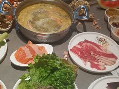 -黑金·寻焰自助百汇·烤肉·火锅(中街店)