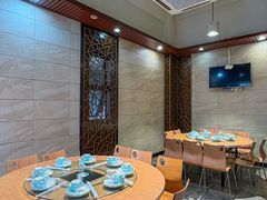 -荣基四海一家·家常菜·海鲜大排档(新安店)