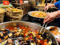 -四海一家自助餐(益田假日广场店)