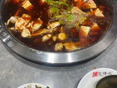 -忘情水鱼头·鲜鱼火锅(滨江中路店)