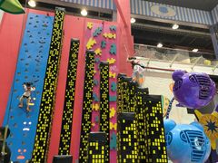 -蒙特利亲子乐园