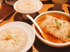 王牌蟹粉灌汤包-苏小柳手工点心(人民广场分院)