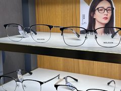 -优医视平价眼镜蔡司依视路折扣工厂店(十里堡店)