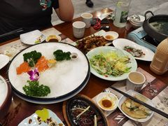 -青瓦餐厅·生鱼片·韩园烤肉(西塔店)