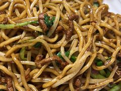 -小许三鲜砂锅馄饨店(家多乐烟酒店)