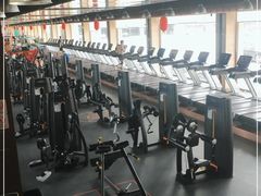 -健龙森俱乐部·游泳·健身·羽毛球综合体育馆