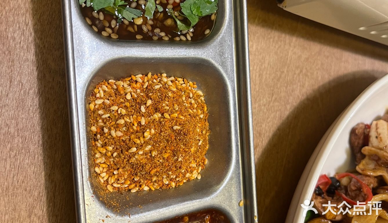 从食材到蘸料都很完美[比心]