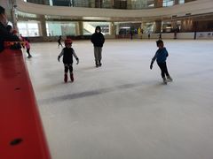 -陈露国际冰上中心(天津嘉里汇店)