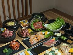 -山居屋炭火烧肉(厚街万达店)
