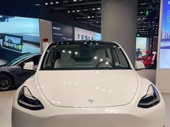 -TESLA 特斯拉(上海太古汇体验店)