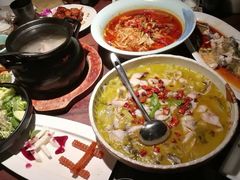 章吴记网红酸菜鱼-章吴记喜瑞餐厅(东东城店)