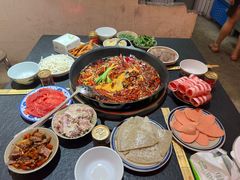 -四小区火锅·巷子里的重庆火锅(花照壁店)