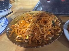 -宏兴烤鱼山庄(宣恩总店)