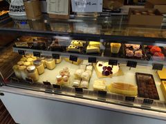 面包甜点陈列柜-可稵咖啡面包蛋糕(休斯顿店)