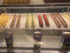 -OPUS+聚全日餐厅(广州增城碧桂园希尔顿逸林酒店)