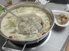 -官塘陈记鱼生·潮汕砂锅粥·牛肉火锅(潮枫路总店)
