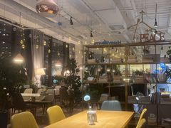 -荣耀.西式融合餐厅(留云湖店)