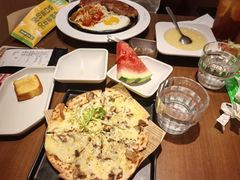 -豪客来牛排(空港华联店)