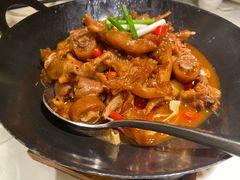 猪尾巴煨鸭掌-飶香居(省博物馆店)