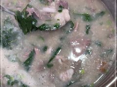 -标记美食新鲜猪杂(兴南大道店)