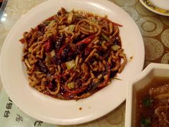 鱼香肉丝-稻香居锅贴(宋都御街店)