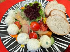 -申德勒加油站餐厅(三里屯北小街店)