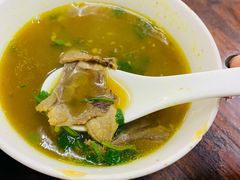 -黄阿姨锅贴大王(万航渡路店)