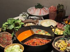 -三出山火锅(南京万象天地店)