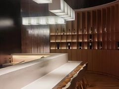 -涨巢·潮玩水疗局