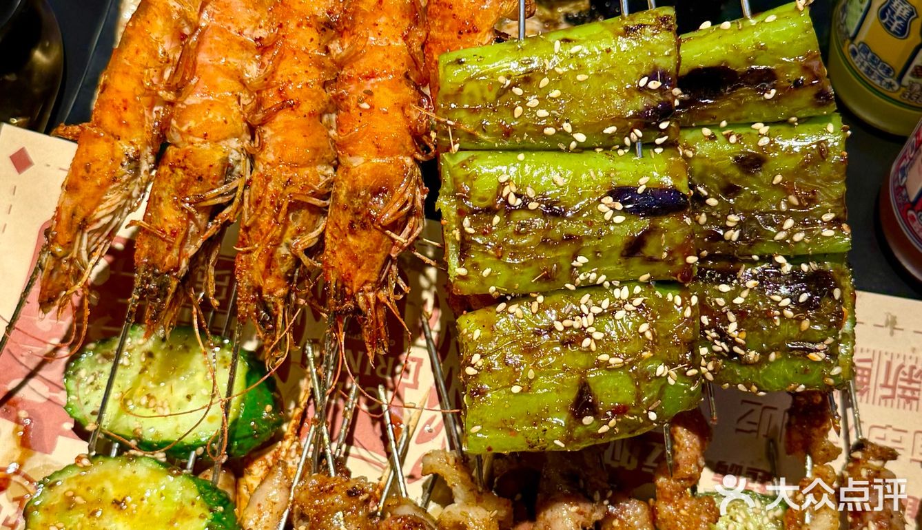 浦西！！夜晚撸串的快乐！！🍢