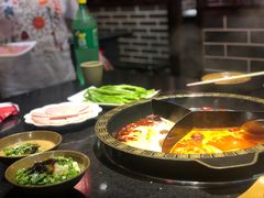 -宽板凳老灶火锅(外馆斜街店)