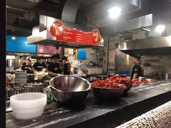 自助取餐区-琥珀老六龙虾(四里河店)