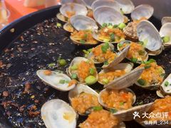 -何师烧烤Pro ·江湖川菜·小龙虾·精酿(太古里旗舰店)