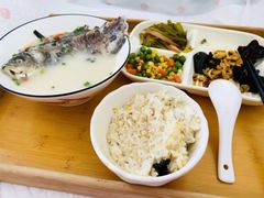 -爱的果实月嫂育婴师(世纪东方店)