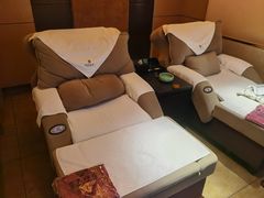 -金色印象·4K影院式足体养生(南坪桃源店)