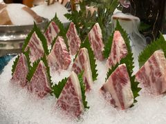 -鼎泰亨·海鲜牛肉餐厅(滨江店)