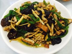 -天乐农家鱼头王(天目湖店)