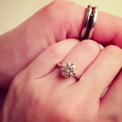 -威德钻石-克拉钻大本营(南京东路店)