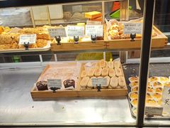 面包甜点陈列柜-苹果花园(龙漕路店)