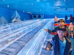 -西安银基冰雪世界