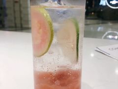 红芭乐气泡水-鹿港小镇(悠唐店)