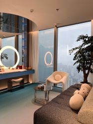 -AKOZO Beauty Salon